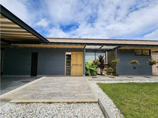 Casa de lujo en Retiro, Departamento de Antioquia