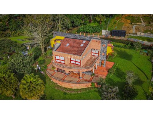 Luxus-Haus in Envigado, Departamento de Antioquia