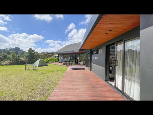 Köy evi Retiro, Departamento de Antioquia