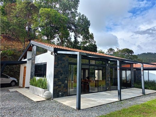 Landsitz in Envigado, Departamento de Antioquia