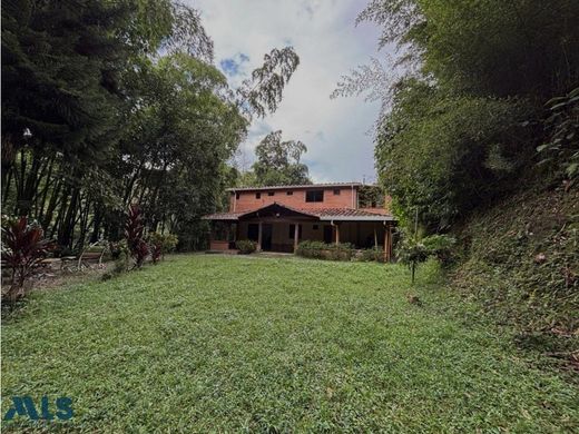 Casa de lujo en Envigado, Departamento de Antioquia
