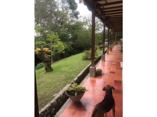 Casale a Cali, Departamento del Valle del Cauca