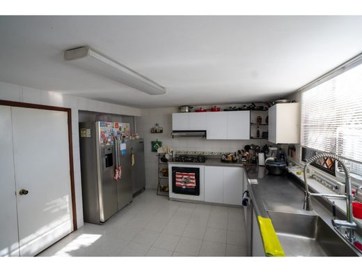 Πολυτελή κατοικία σε Μεδεγίν, Medellín