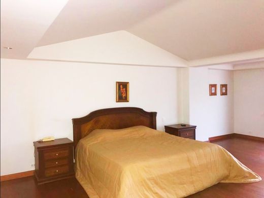 Apartment / Etagenwohnung in Medellín, Departamento de Antioquia