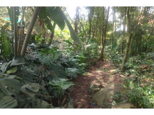 Terreno a Medellín, Departamento de Antioquia