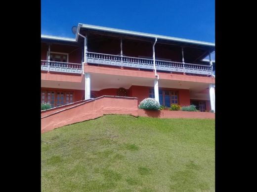 村舍/农舍  El Peñol, Yarumal