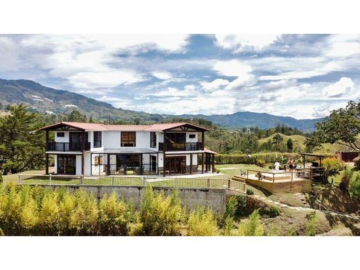 컨트리하우스 / Guatapé, Departamento de Antioquia