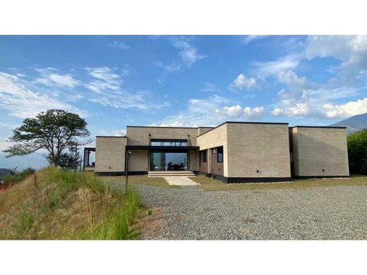 Country House in San Jerónimo, Departamento de Antioquia
