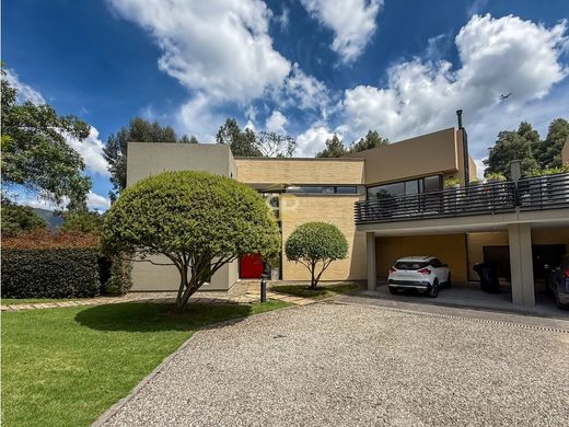 Luxus-Haus in Cota, Departamento de Cundinamarca