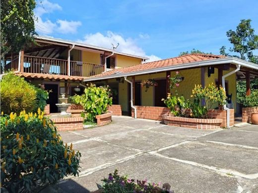 Farmhouse in San Roque, Departamento de Antioquia