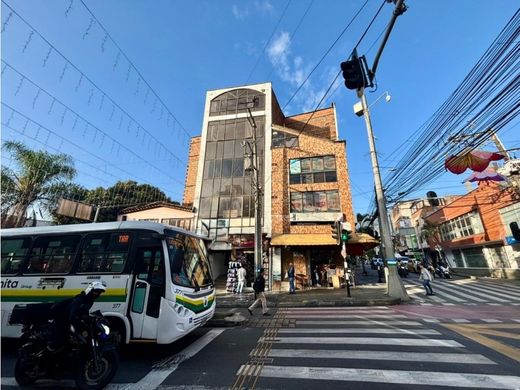 Residential complexes in Bello, Departamento de Antioquia