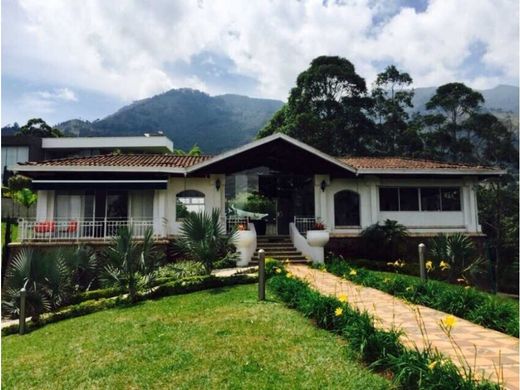 郊区住宅  麦德林, Medellín