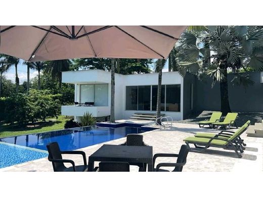 郊区住宅  Manizales, Departamento de Caldas