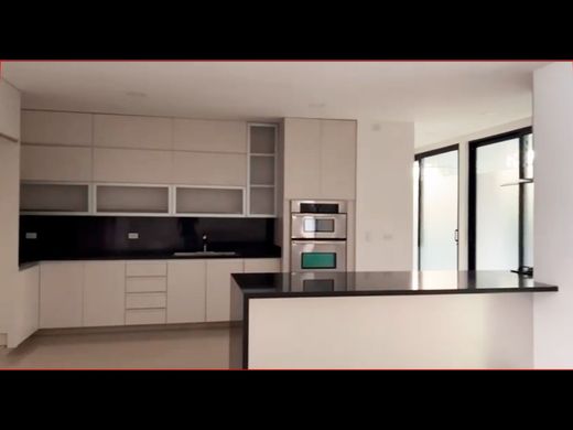 Luxe woning in Medellín, Departamento de Antioquia