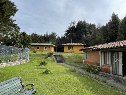 Hotel en Envigado, Departamento de Antioquia