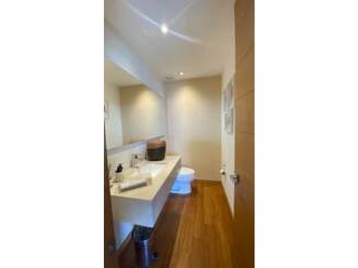 Apartment in Medellín, Departamento de Antioquia