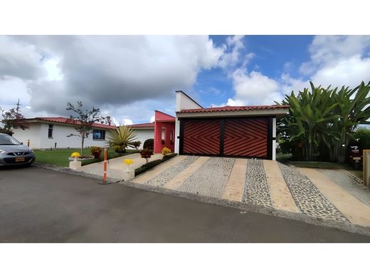 郊区住宅  Pereira, Departamento de Risaralda