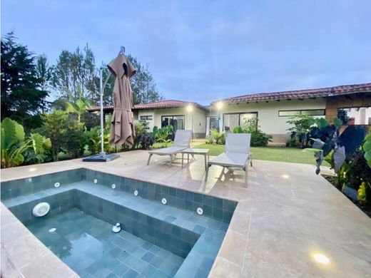 Luxury home in Carmen de Viboral, El Carmen de Viboral