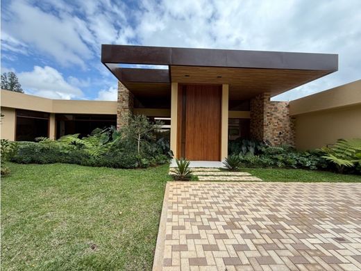 Εξοχική κατοικία σε Carmen de Viboral, El Carmen de Viboral