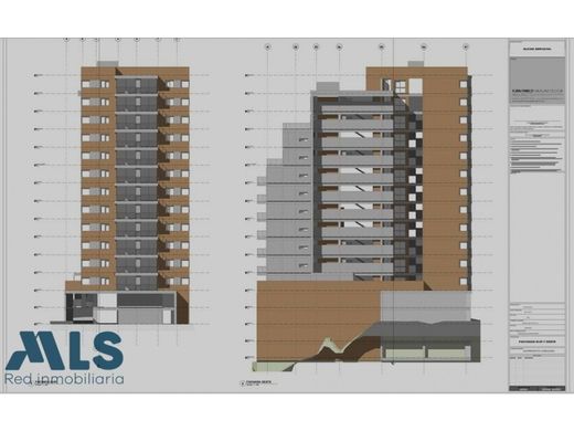 ‏קרקע ב  מדיין
, Medellín