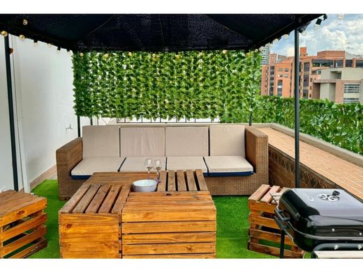 بنتهاوس ﻓﻲ ميديلين, Medellín