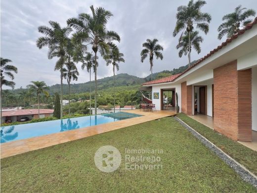 Luksusowy dom w Manizales, Departamento de Caldas