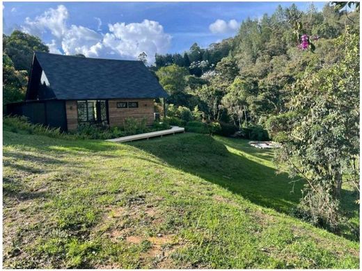 Chata w Envigado, Departamento de Antioquia