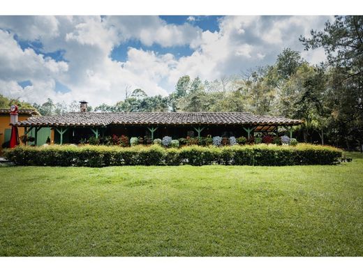 Country House in Retiro, Departamento de Antioquia
