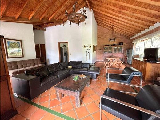 Luksusowy dom w Girardota, Departamento de Antioquia