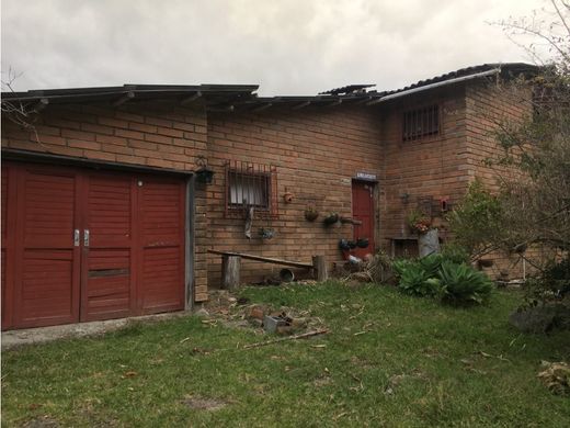 Cortijo o casa de campo en Envigado, Departamento de Antioquia