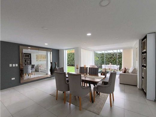 Luxury home in Villamaría, Departamento de Caldas