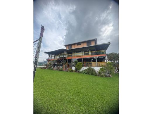 Chalet a Santa Rosa de Cabal, Departamento de Risaralda