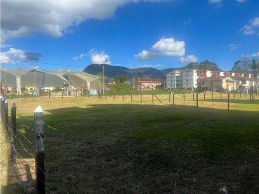地皮  La Ceja, Departamento de Antioquia