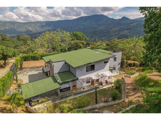 Εξοχική κατοικία σε Copacabana, Departamento de Antioquia