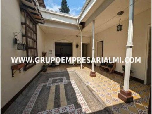 호화 저택 / 메데인, Medellín