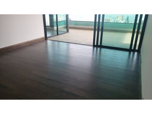 Piso / Apartamento en Medellín, Departamento de Antioquia