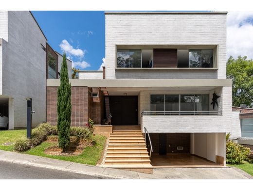 Luxe woning in Medellín, Departamento de Antioquia