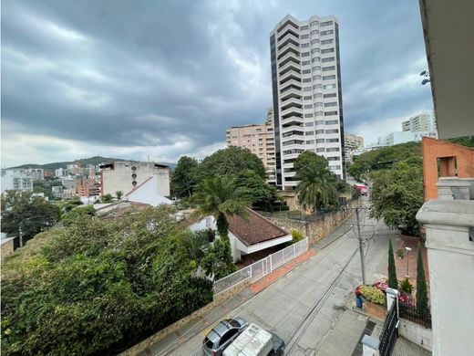 Apartment / Etagenwohnung in Cali, Departamento del Valle del Cauca