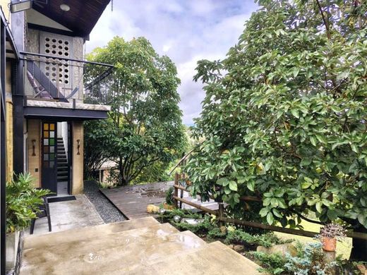 Köy evi Rionegro, Departamento de Antioquia