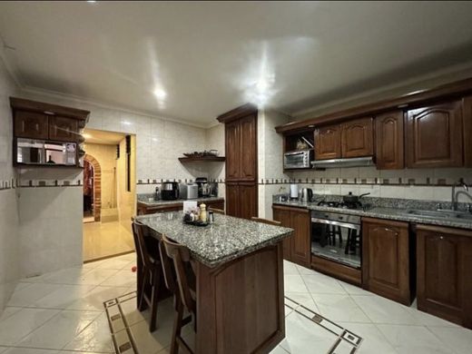 Элитный дом, Медельин, Medellín