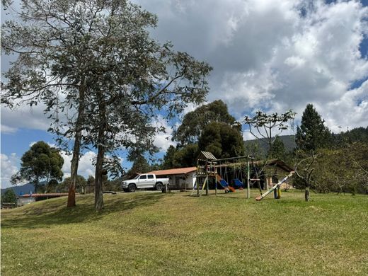 Landsitz in Envigado, Departamento de Antioquia