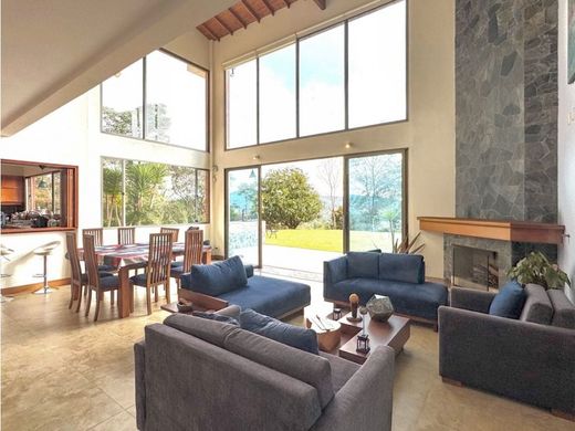 Загородный Дом, Envigado, Departamento de Antioquia