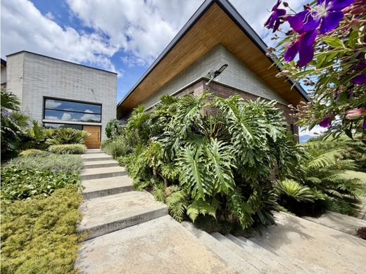 Luxury home in La Ceja, Departamento de Antioquia