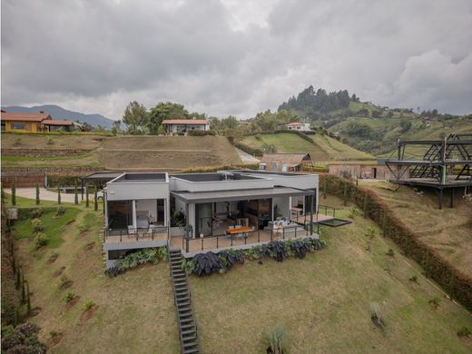 Köy evi Guadalupe, Departamento de Antioquia