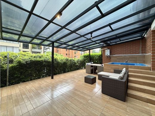 Luxury home in Medellín, Departamento de Antioquia