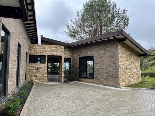 Country House in Retiro, Departamento de Antioquia