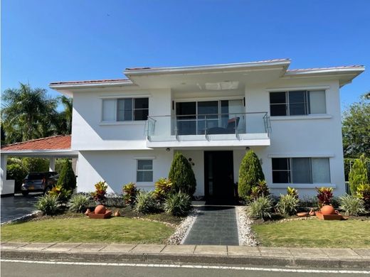 Country House in Santiago de Cali, Cali