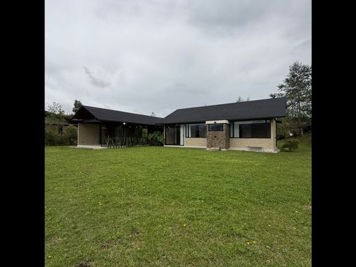 Country House in Retiro, Departamento de Antioquia