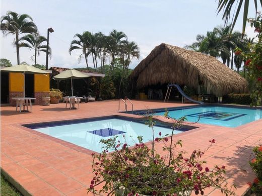 Cortijo o casa de campo en Santa Fe de Antioquia, Santafé de Antioquia