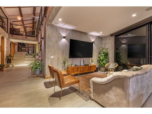 منزل ﻓﻲ ميديلين, Medellín